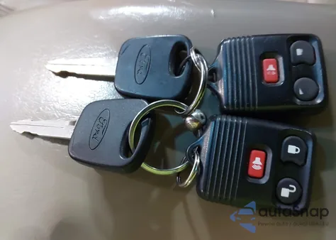 2004 Ford Escape Limited from USA, damaged, VIN 1FMCU04134KA20155